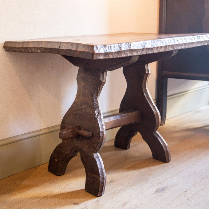 A JACK GRIMBLE TABLE
