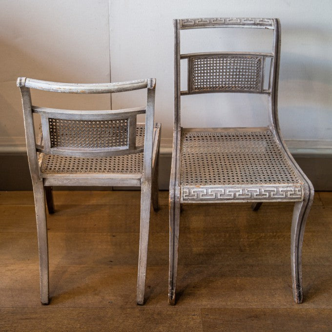 A PAIR OF REGENCY SIDE CHAIRS