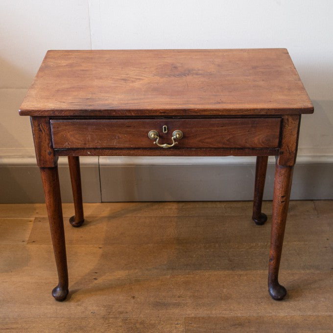 A SINGLE-DRAWER GEORGE III SCOTTISH MAHOGANY SIDE TABLE