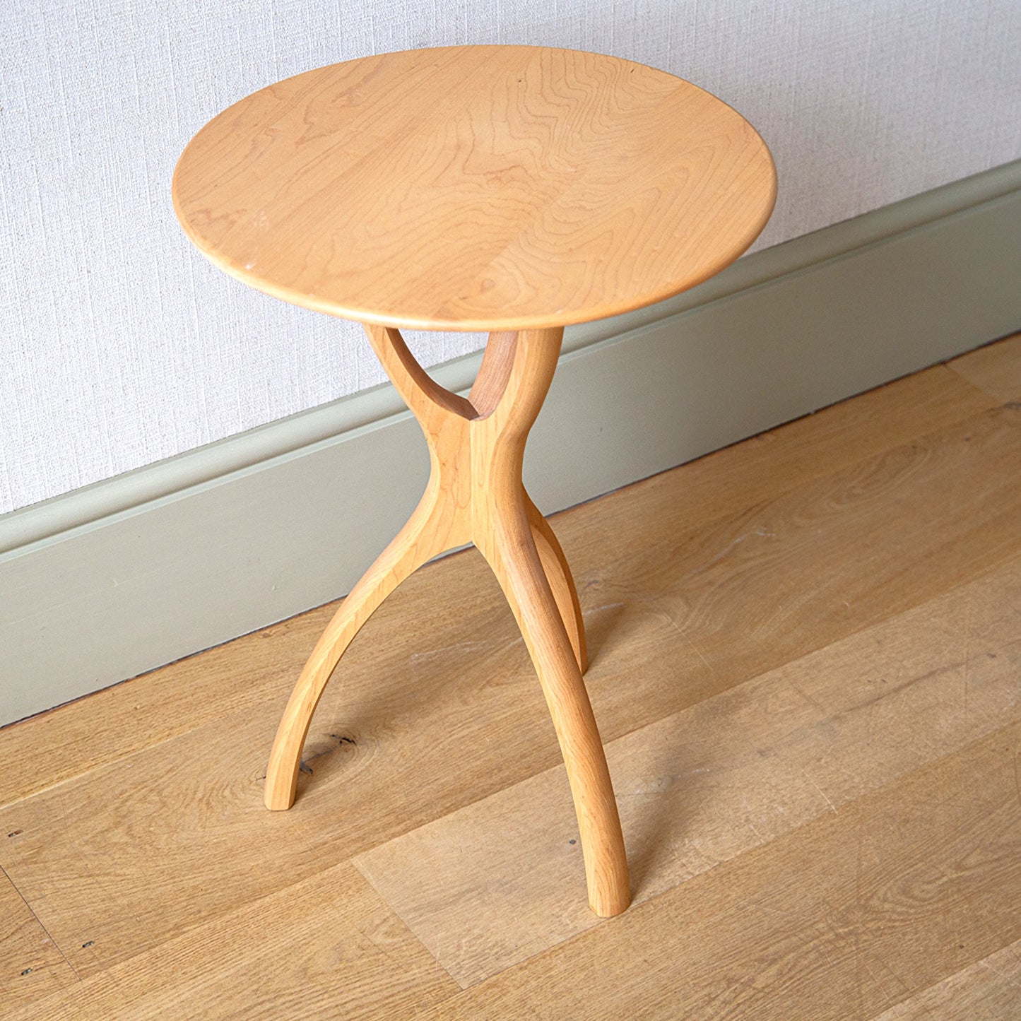 The Alec Side Table