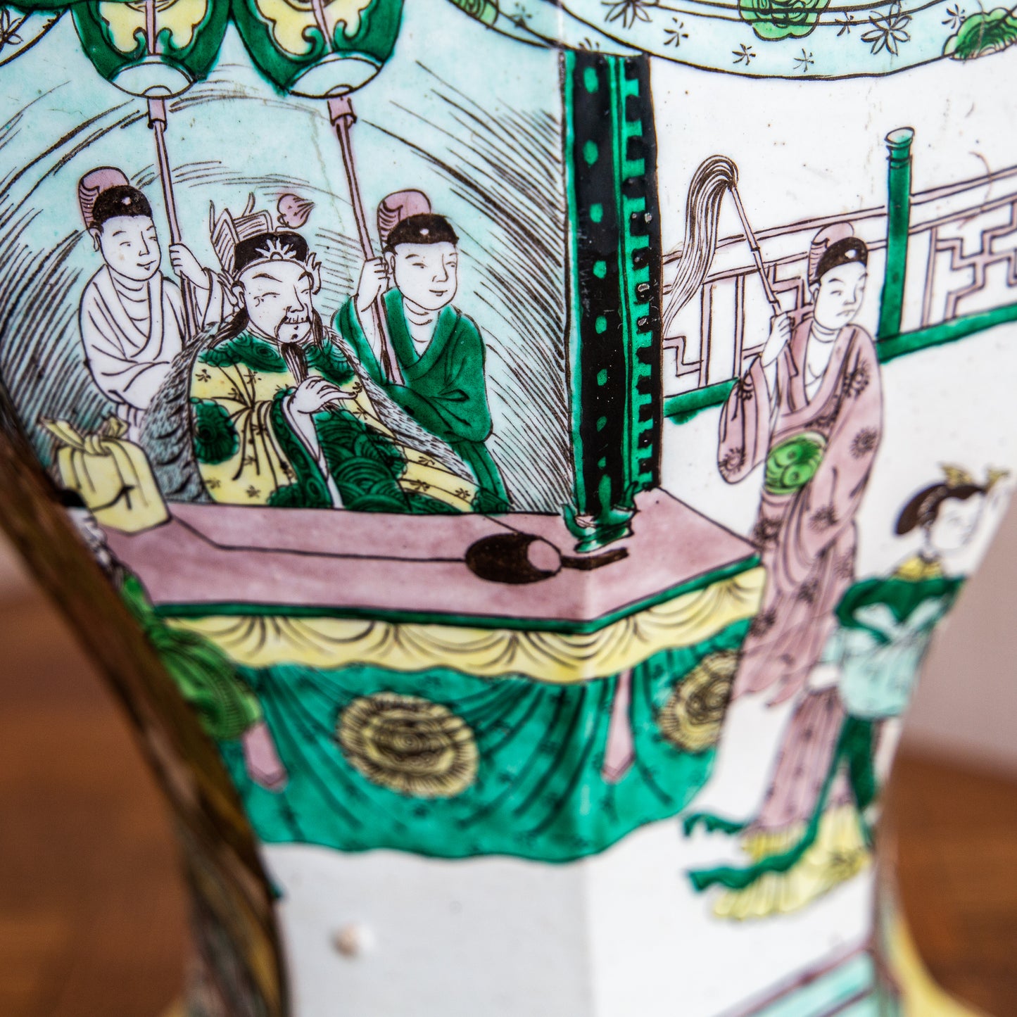 A Large Chinese Famille Verte Covered Jar