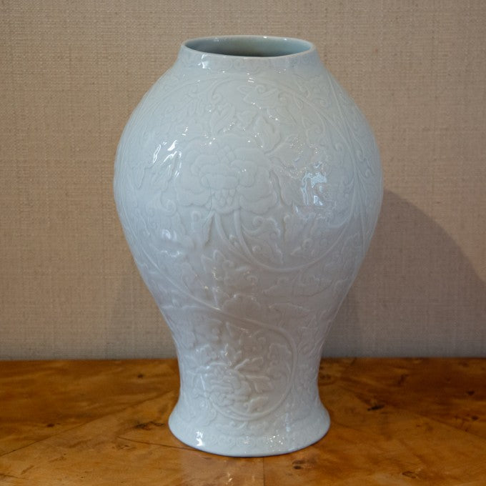 A Large Blanc De Chine Vase