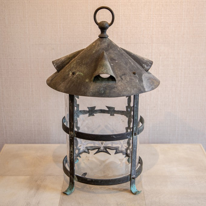 AN EARLY 20TH CENTURY CIRCULAR ARTS AND CRAFTS LANTERN
