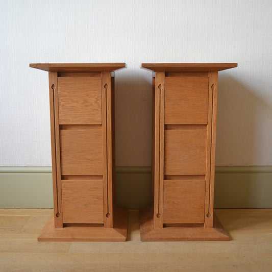 Pair of Arts and Crafts Stickley Oak Bedside Drawers