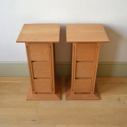Pair of Arts and Crafts Stickley Oak Bedside Drawers