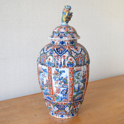 Imari Lidded Delft Vase