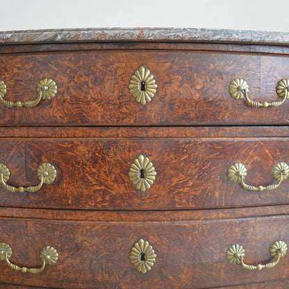 Louis XV Bombe Commode