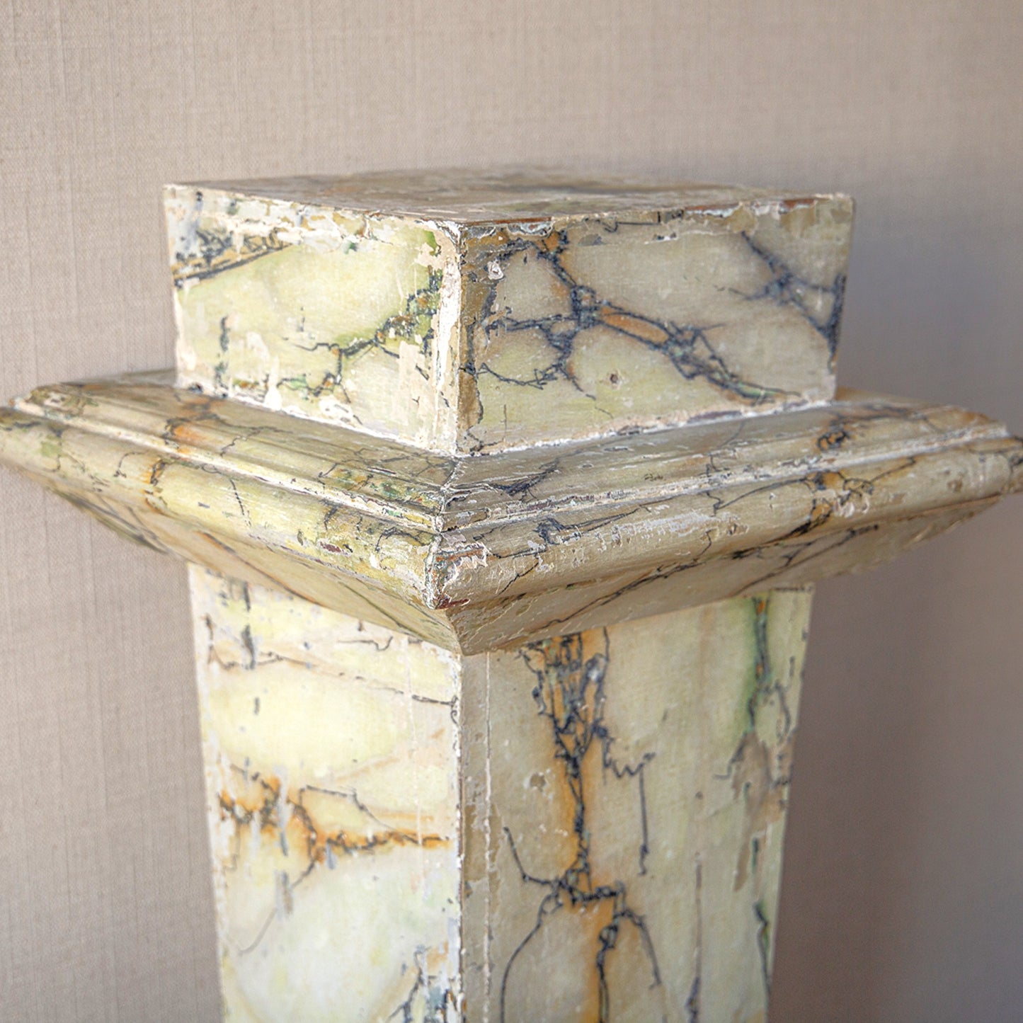 Wooden Fauz-Marble Pedestal