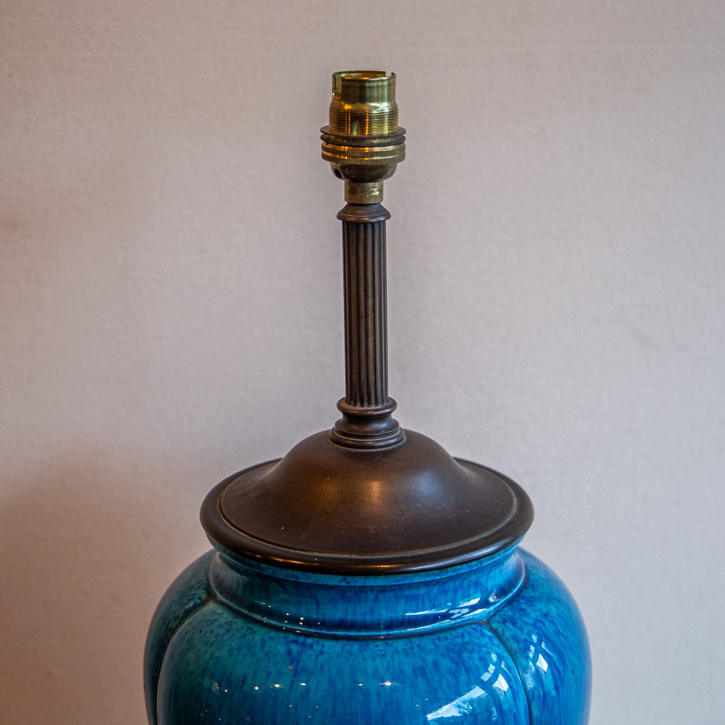 TURQUOISE MOUNTED LAMP