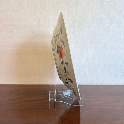 Japanese Imari Porcelain Charger, Meiji Period, 18th Century