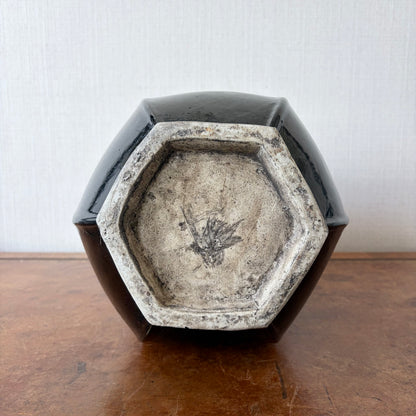 Black Glaze Hexagonal Double Gourd Vase