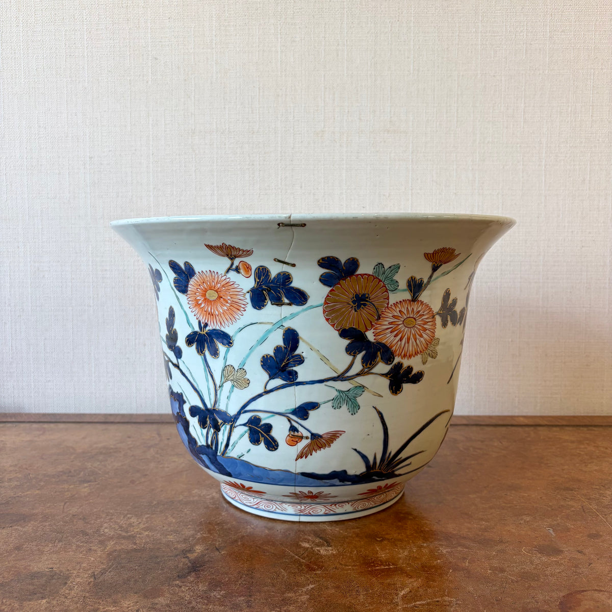 17th Century Large Japanese Imari Jardinière
