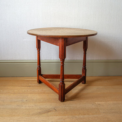 ‘Heals’ Oak Cricket Table